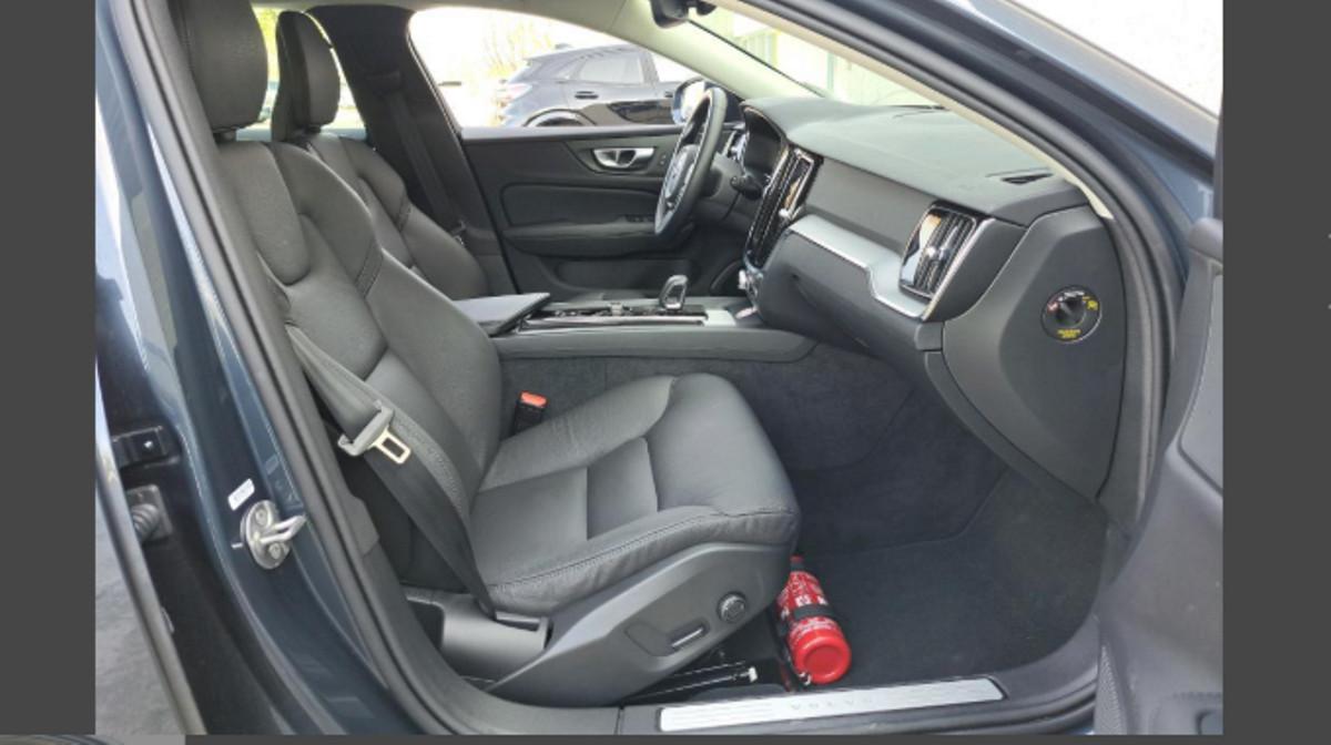 VOLVO V60 B4 Mild Hybrid Automatico Core