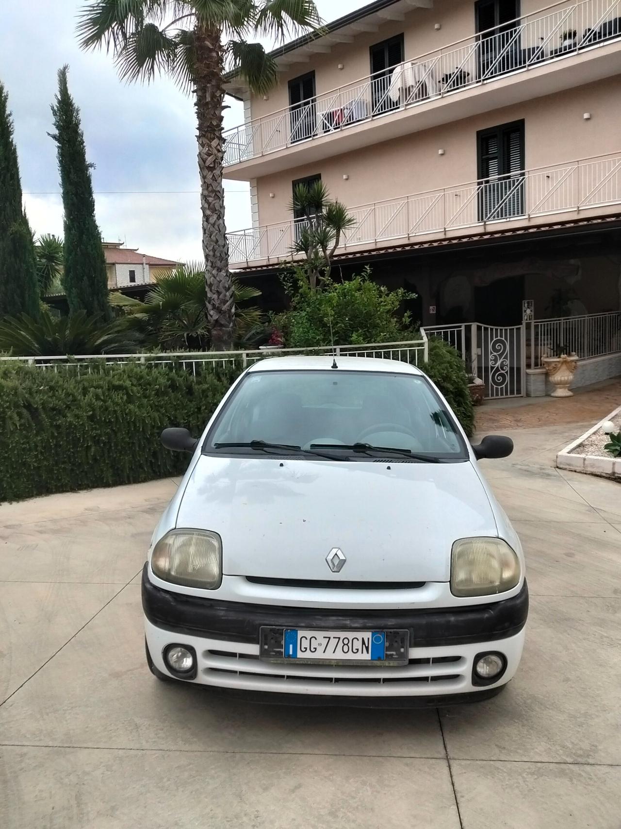 Renault Clio 1.2 cat 5 porte RT