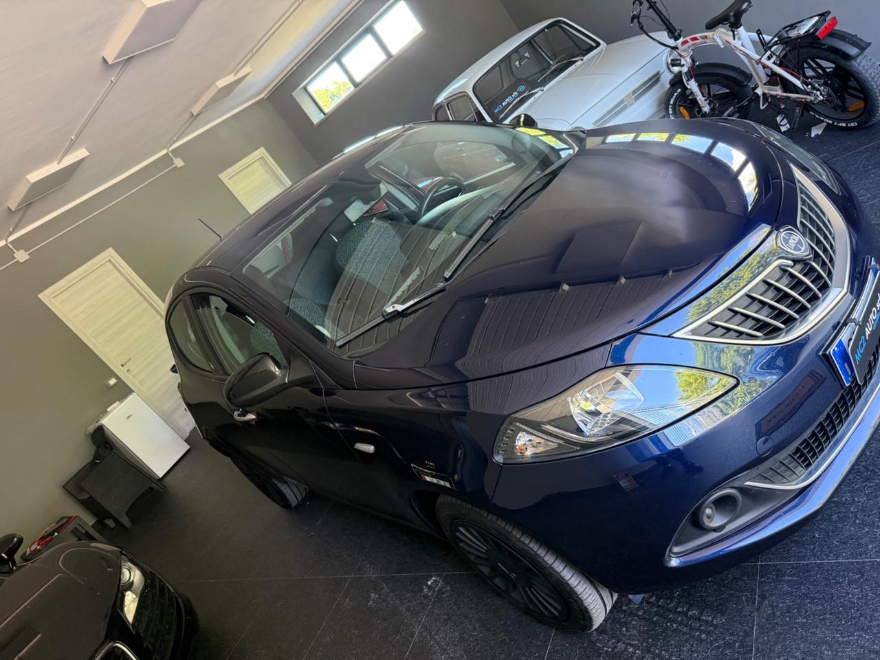 Lancia Ypsilon 1.0 FireFly 5 porte S&S Hybrid Ecochic Gold