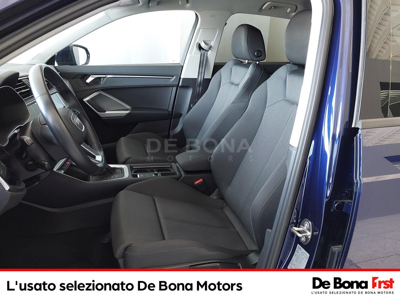 Audi Q3 35 2.0 tdi business s-tronic