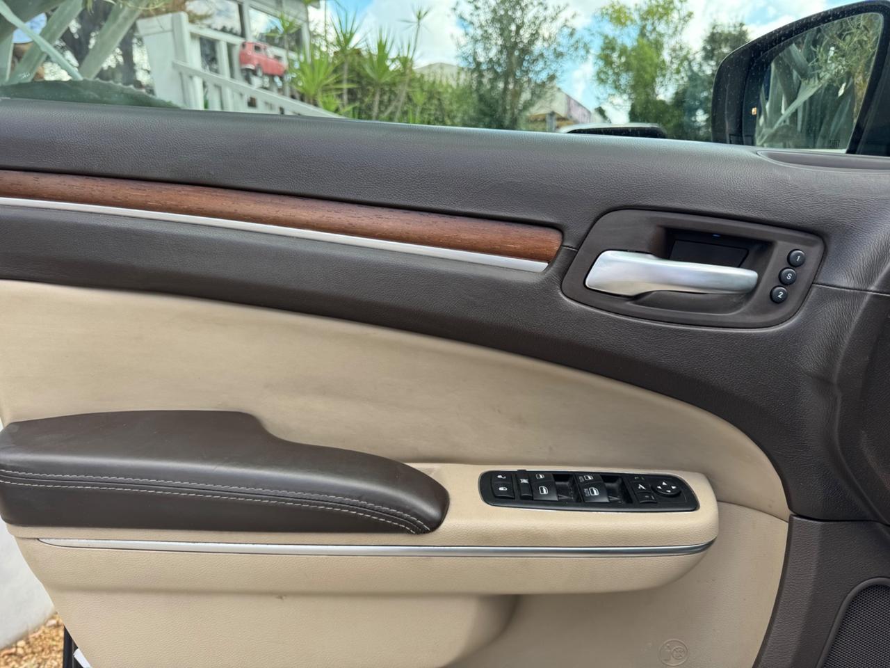Lancia Thema 3.0 V6 Multijet II 239 CV Executive