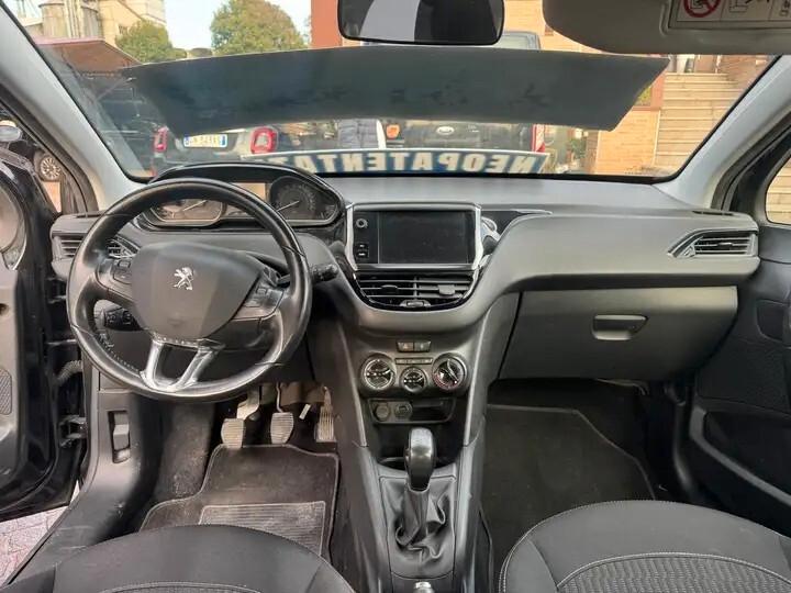 Peugeot 208 PureTech 82 5 porte Allure