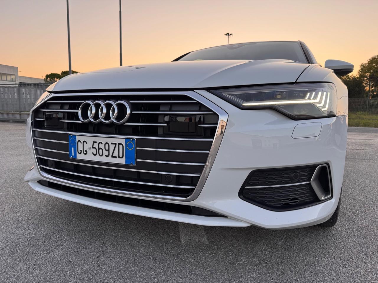 Audi A6 Avant 40 2.0 TDI S tronic Sport Matrix