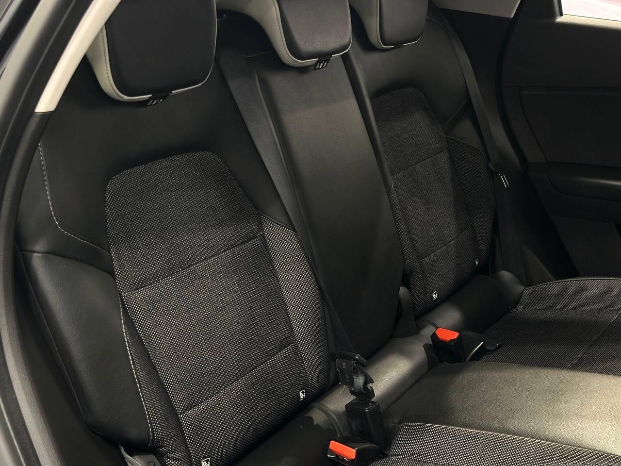 Renault Captur Full Hybrid E-Tech 145 CV Intens