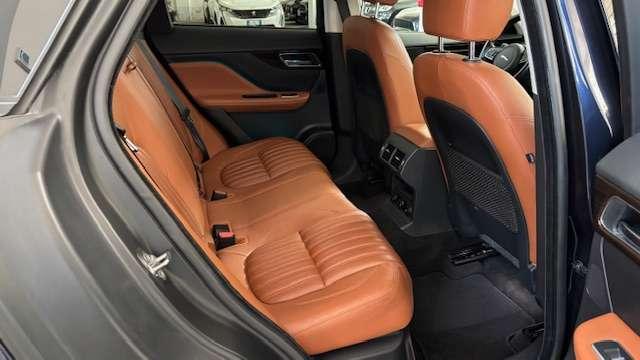 Jaguar F-Pace F-Pace 2016 2.0d Portfolio AWD 180cv auto-tetto pan-autom-