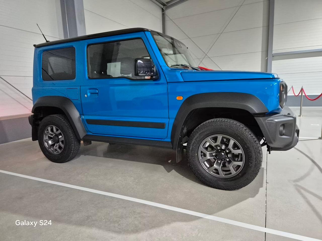 Suzuki Jimny 1.5 ALLGRIP/COMFORT PLUS/NAVI