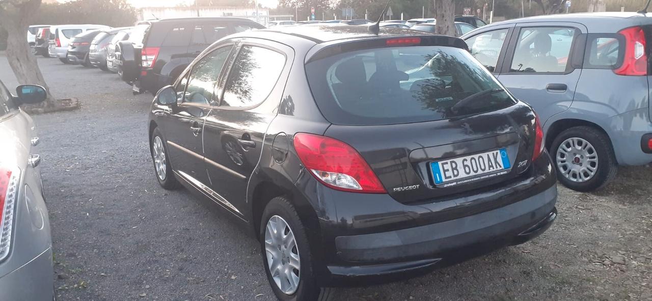 Peugeot 207 2010 - 1.4 VTi 95CV OK NEOP. LB AUTOMOBILI