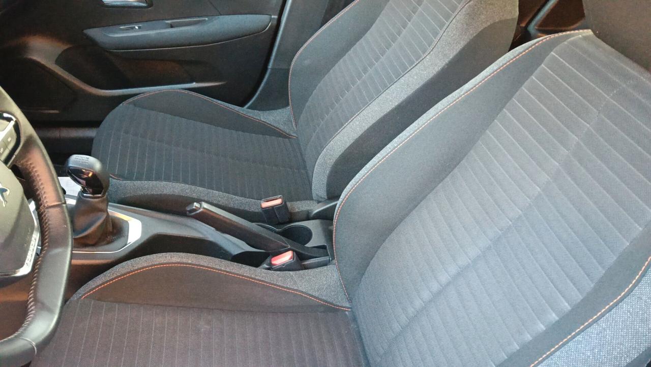 PEUGEOT 208 1.2 BENZ-PREZZO PROMO!