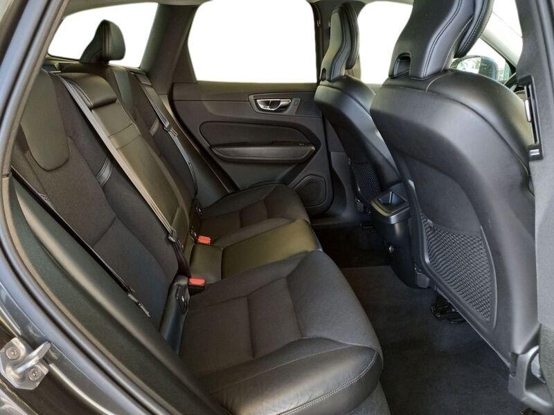 Volvo XC60 D4 190 CV Automatica NAVI LED Business