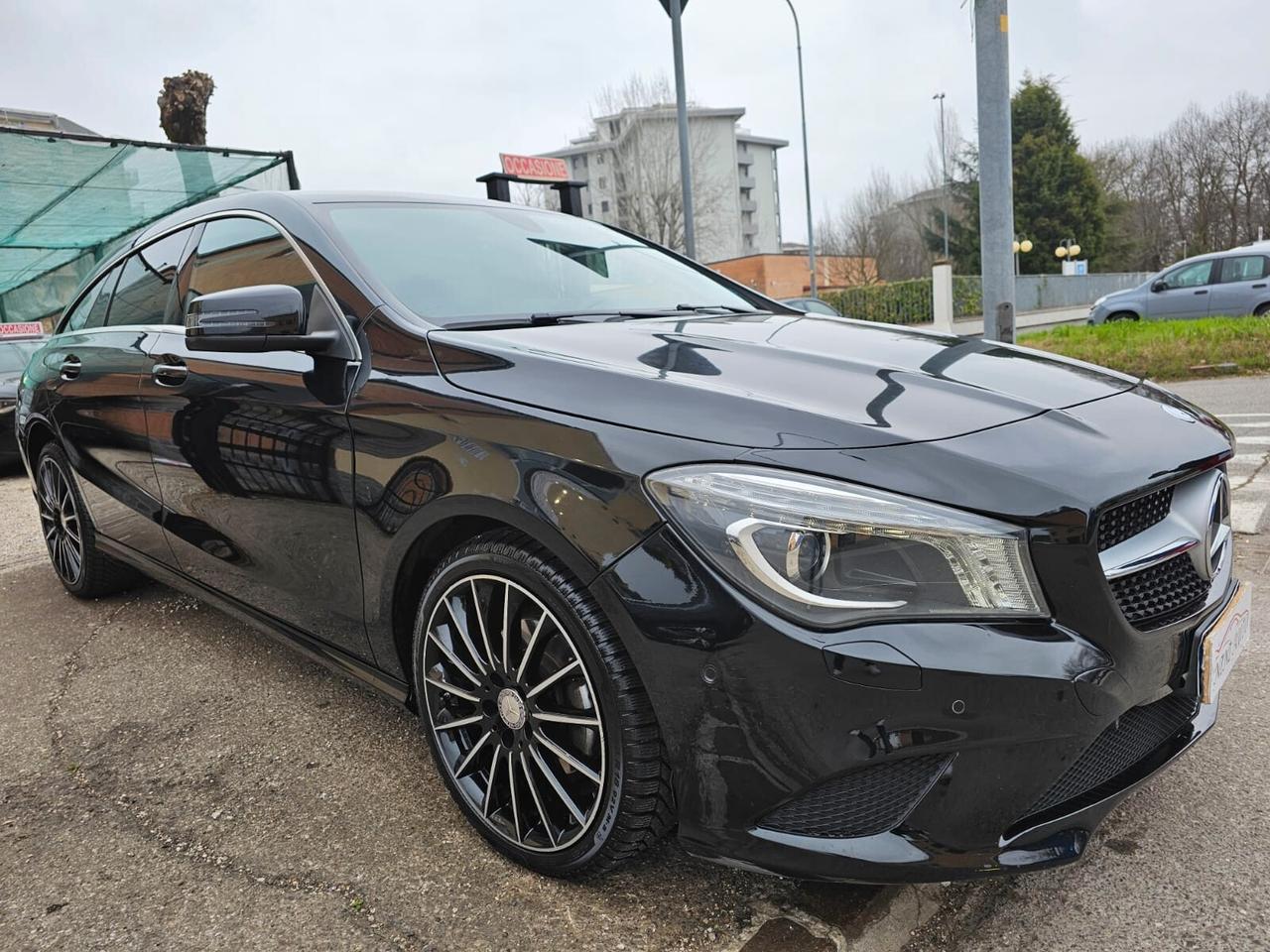 Mercedes-benz CLA 200d 136cv Shooting Brake Sport*Navi*Bi-Xeno*18*Pdc*