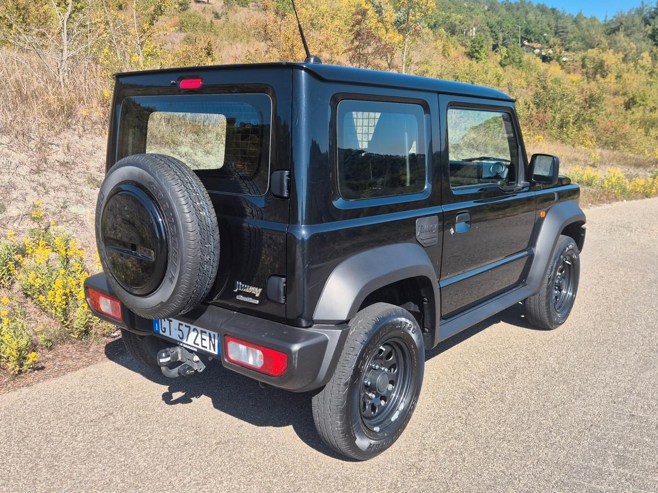 Suzuki Jimny 1.5 5MT PRO (N1)