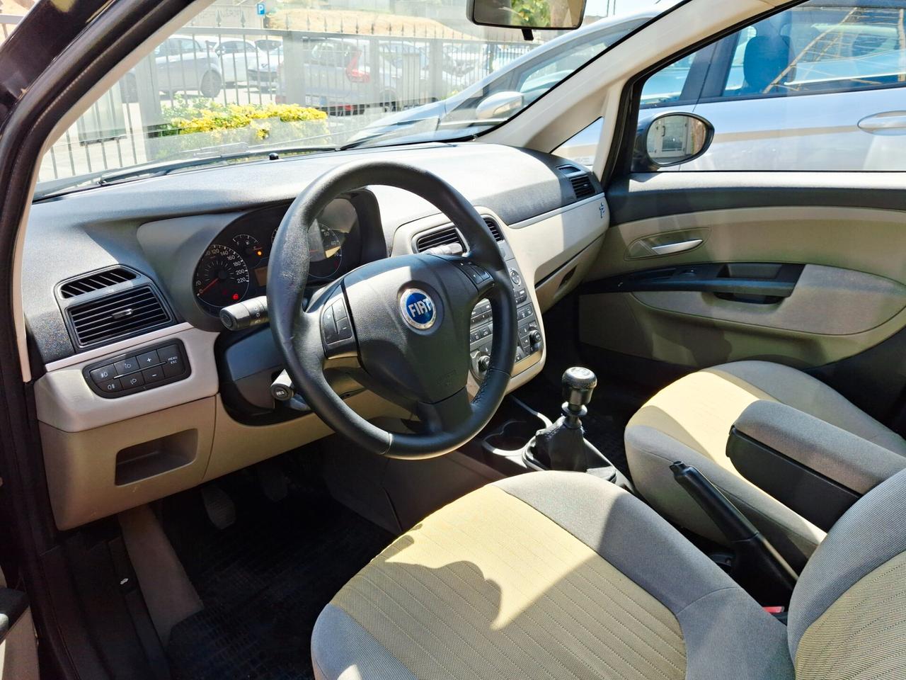 Fiat Grande Punto 1.3 MJT 90 CV 5 porte Emotion