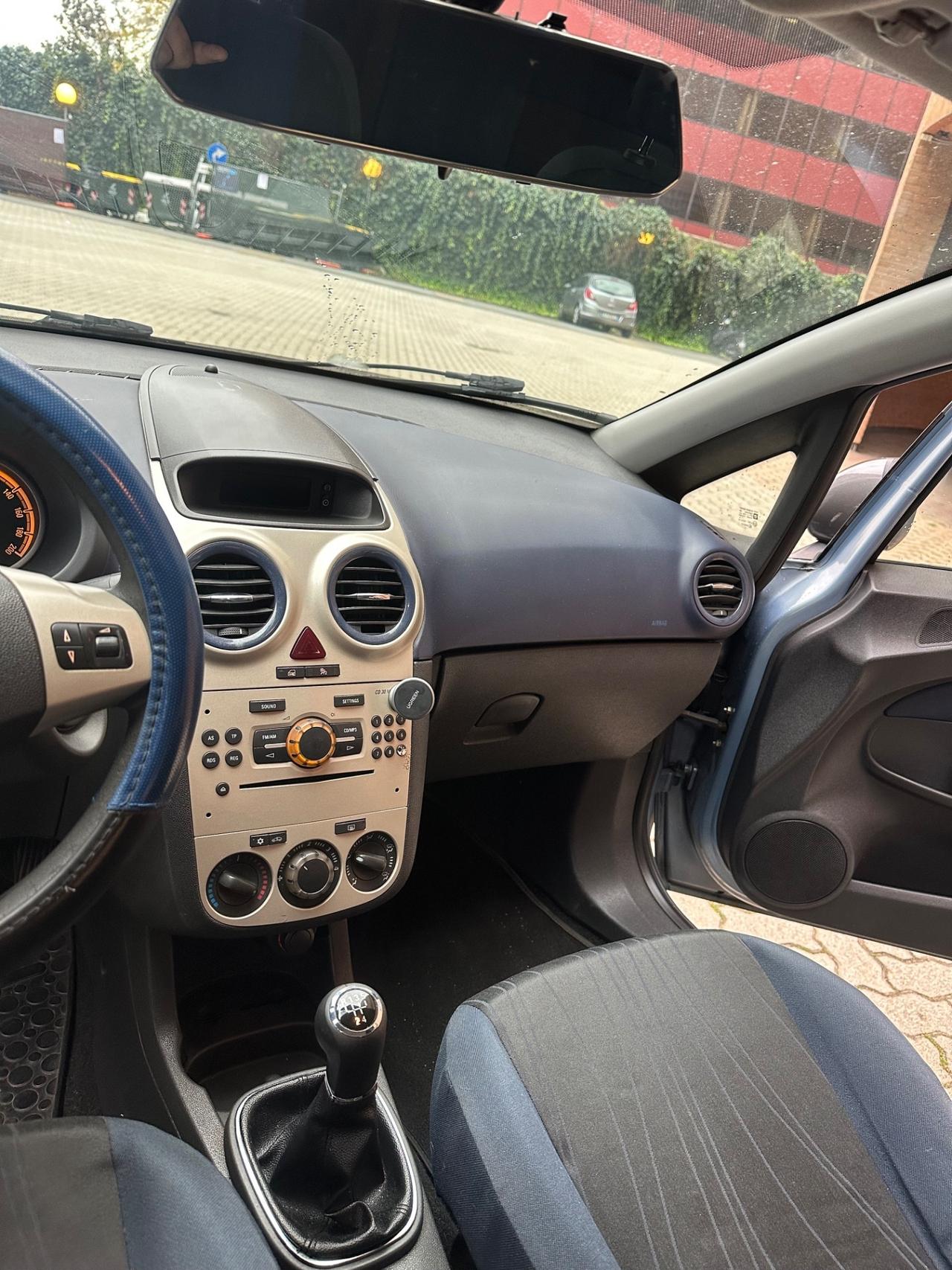 Opel Corsa 1.2 5 porte Easytronic Enjoy
