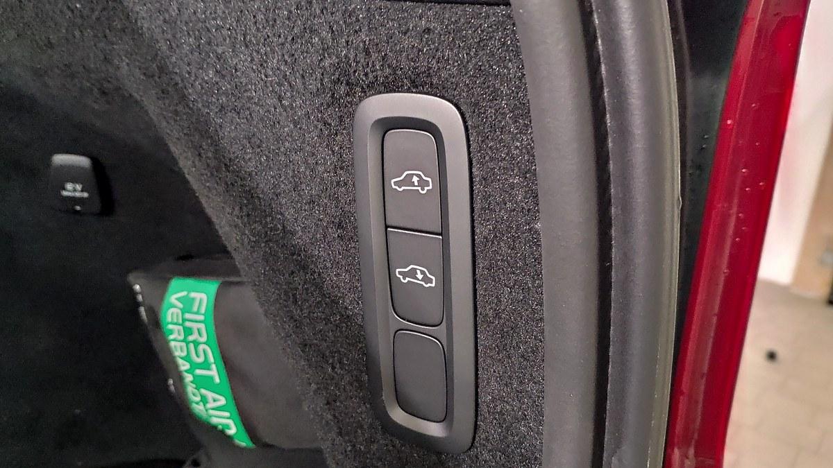 VOLVO Xc90 T8 Recharge Awd Plug-In Aut. 7P. Ultimate Bright