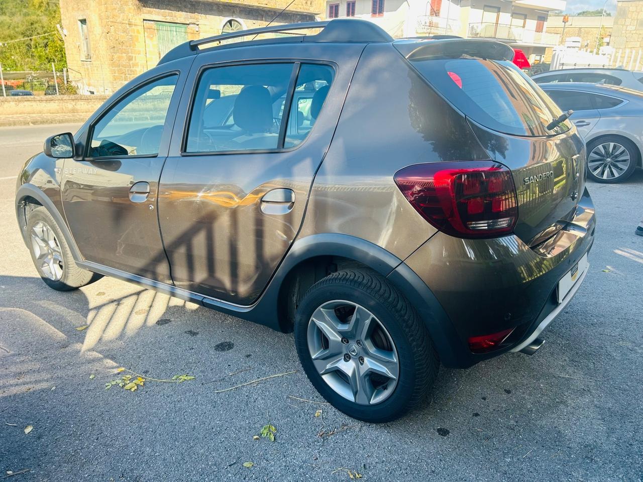 Dacia Sandero Stepway 0.9 TCe Turbo GPL 90 CV S&S Techroad