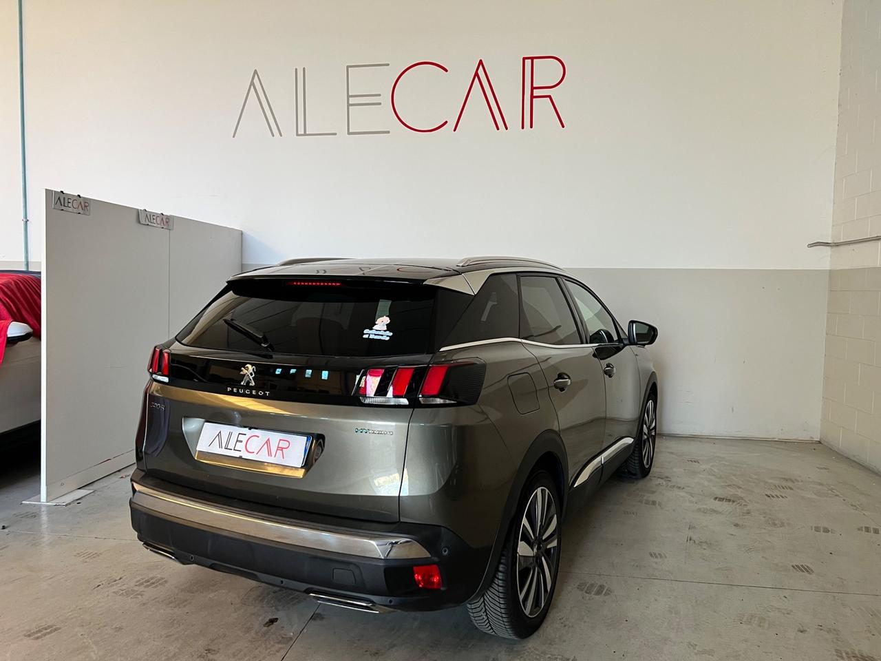 Peugeot 3008 Hybrid4 300 e-EAT8 GT