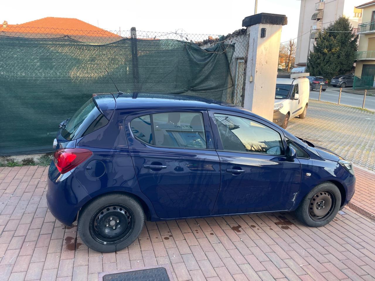 Opel Corsa 1.2 5 porte