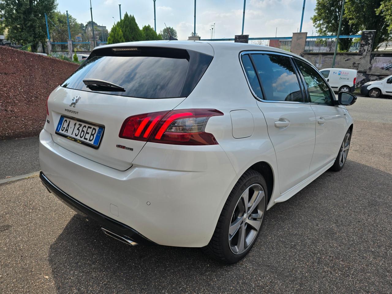 Peugeot 308 BlueHDi 130 GT Line Automatica