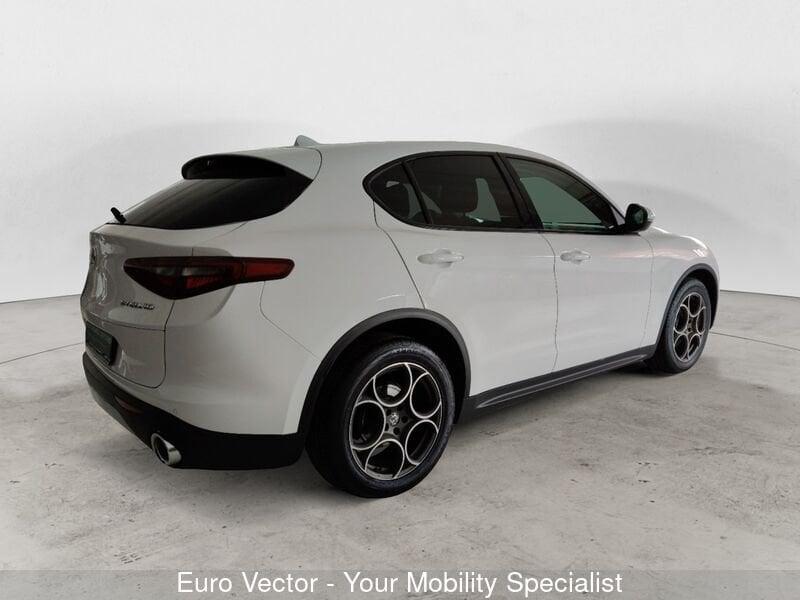 Alfa Romeo Stelvio 2.2 Turbodiesel 180 CV AT8 Executive