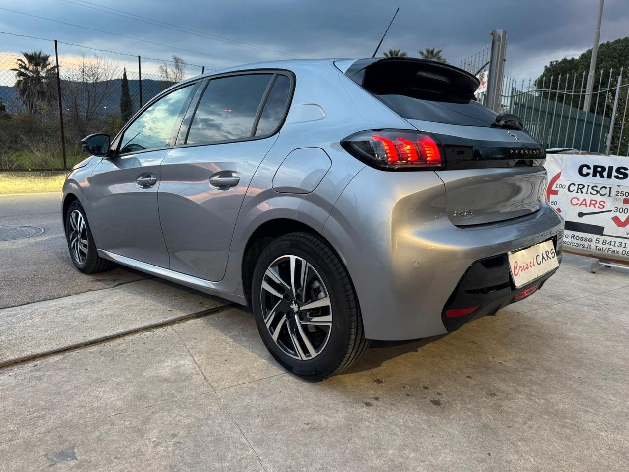 Peugeot 208 100cv BlueHDi Allure Pack