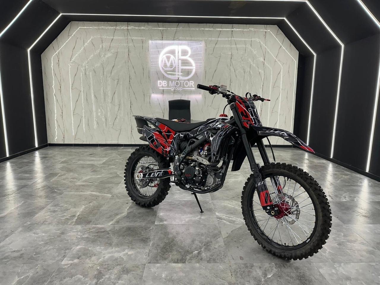 Lem CROSS J300 CC
