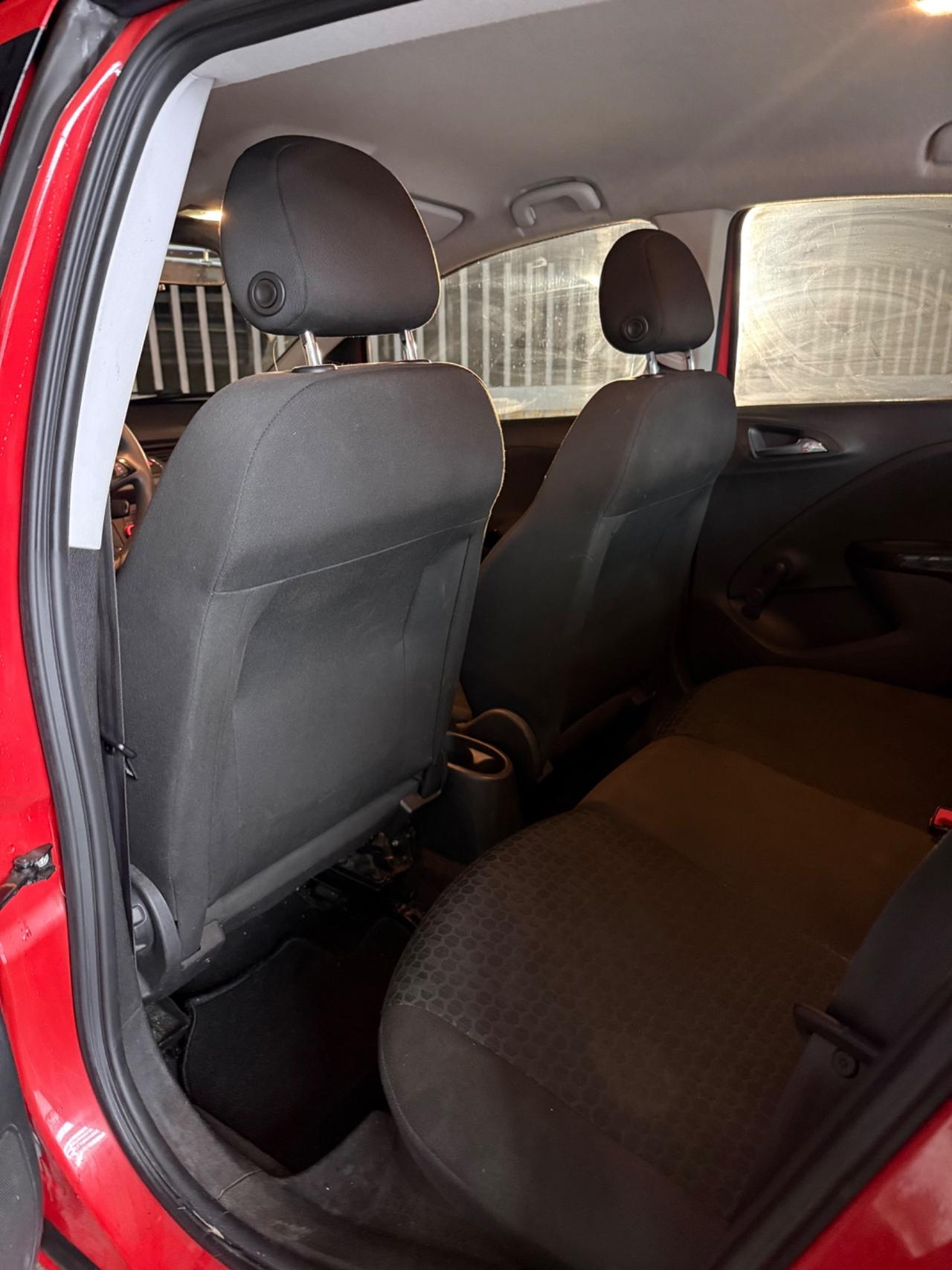 Opel Corsa 1.2 5 porte b-Color