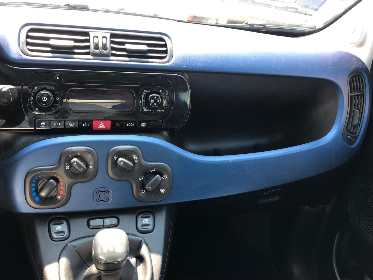 Fiat Panda 1.2 SOLO 71900 KM!!! GARANZIA EUROPEA DELLA CONFORMGEST VALIDA 12 MESI RINNOVABILE FINO A 36 MESI!!!