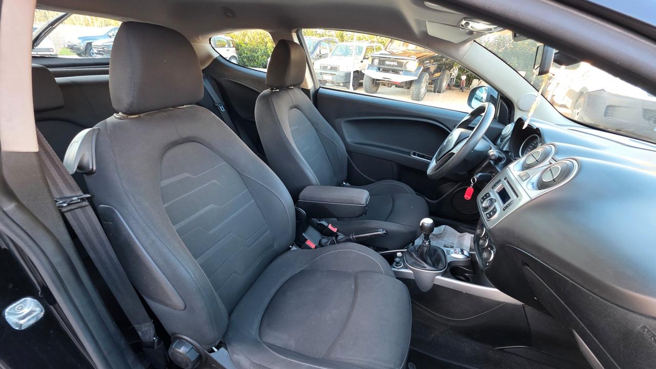 Alfa Romeo MiTo 1.3 JTDm 85 CV S&S Distinctive