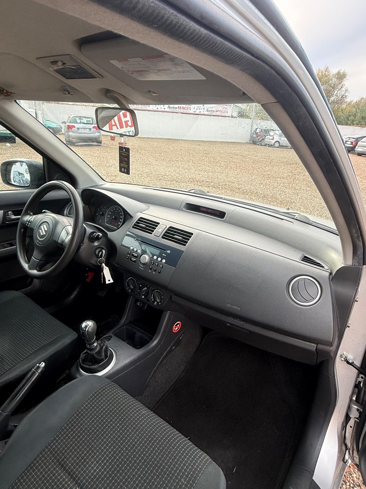 Suzuki Swift 1.3 DDiS 5p. GL