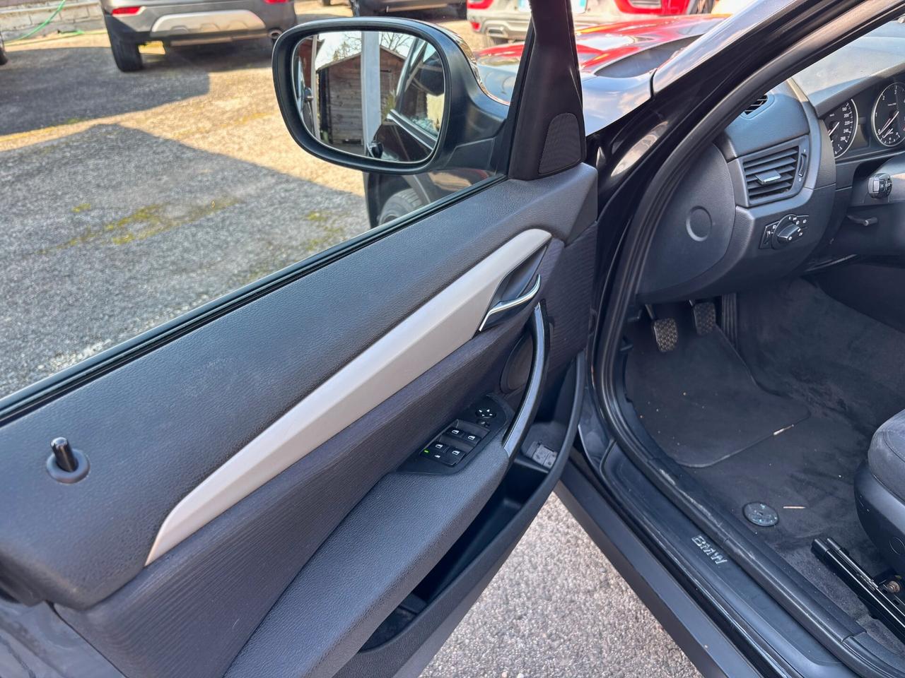 Bmw X1 sDrive18d Attiva TENUTA BENISSIMO 2 PROPRIETARI, CERCHIO 17, QUALSIASI PROVA!!!