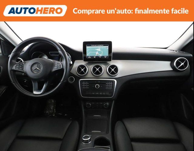 MERCEDES-BENZ GLA 200 d Automatic Sport