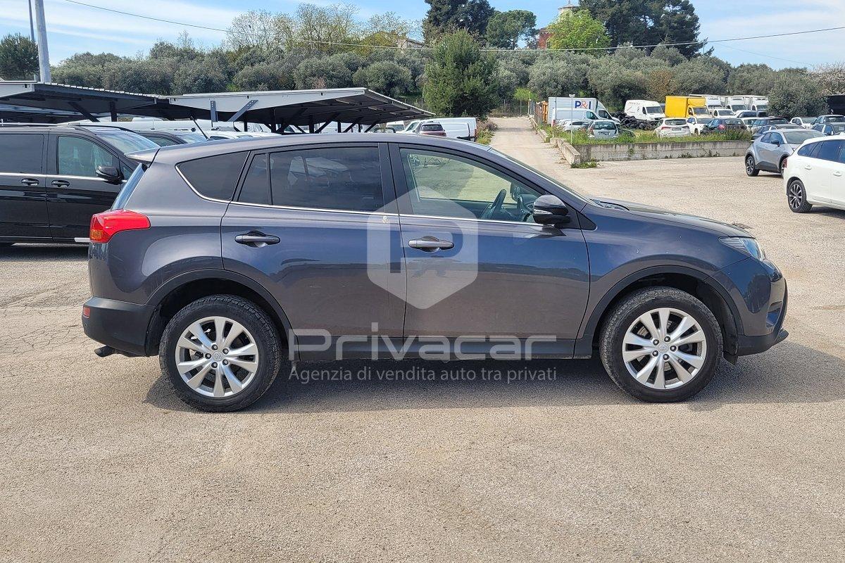 TOYOTA RAV4 2.2 D-CAT A/T 4WD Style