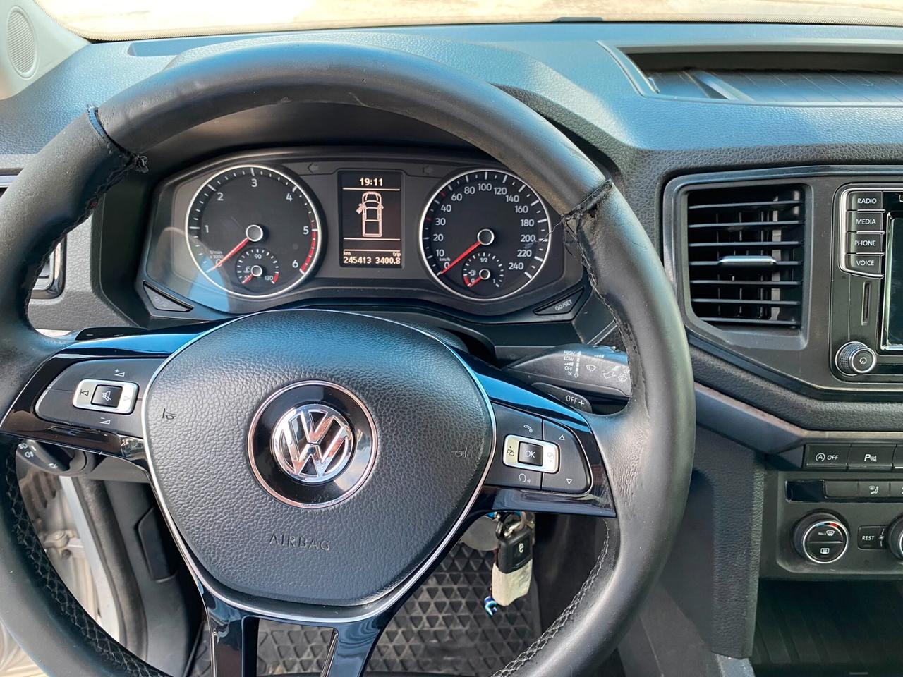 Volkswagen Amarok 3.0 V6 TDI 4MOTION BMT permanente aut. DC Comfortline