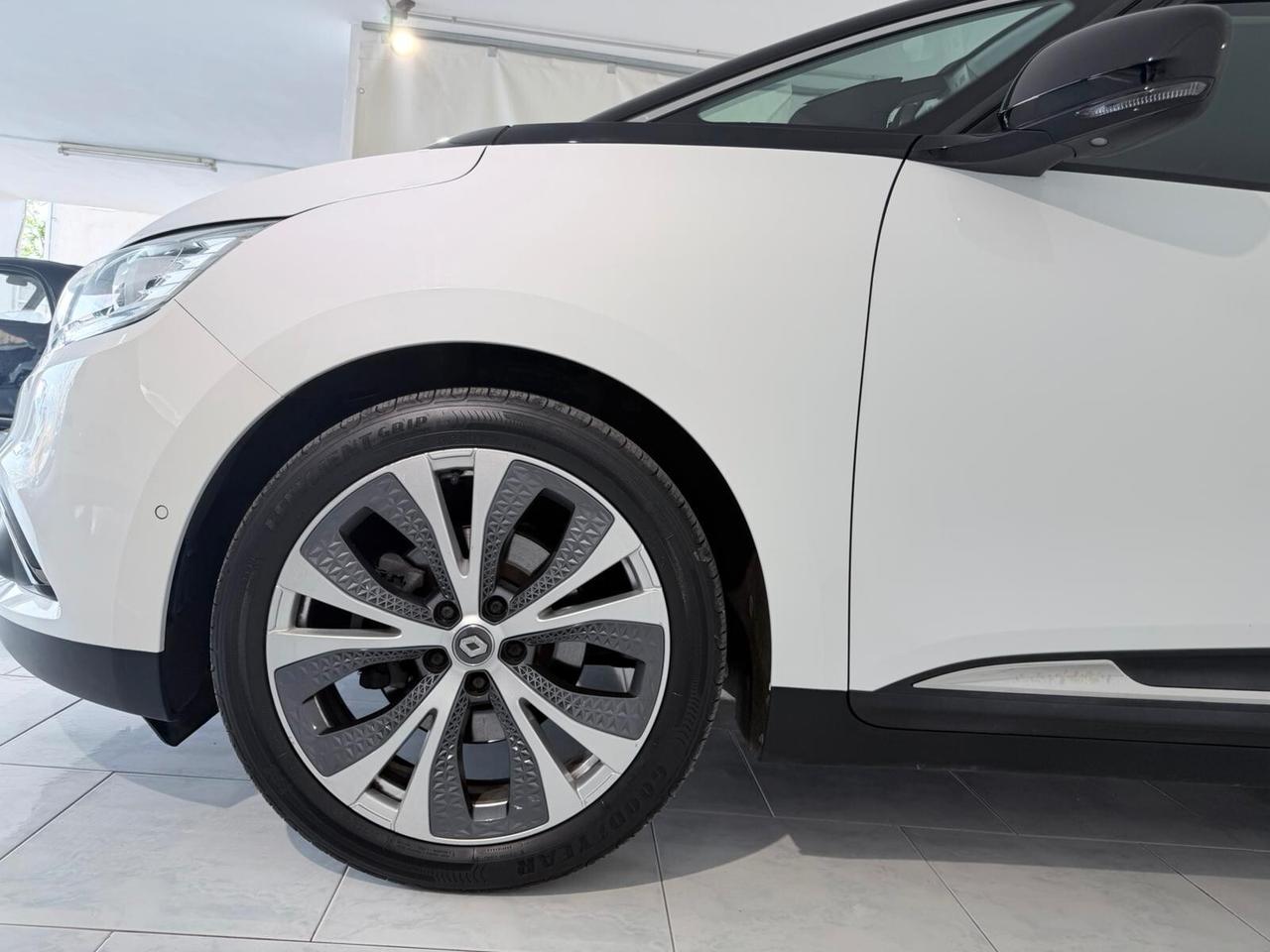 Renault Scenic 1.5 dCi 110 CV Intens NEOPATENTATI