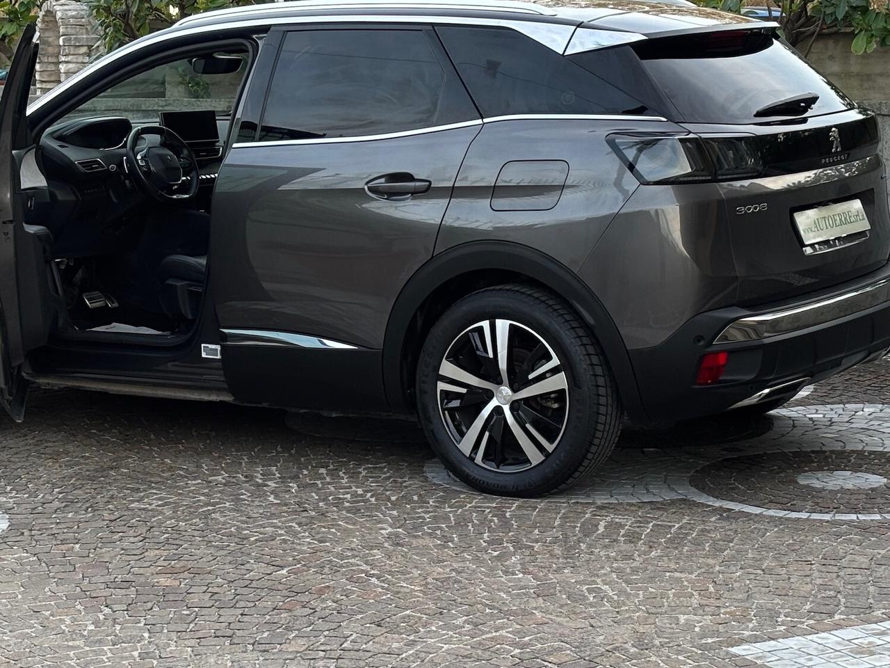 Peugeot 3008 Hybrid 225 e-EAT8 GT