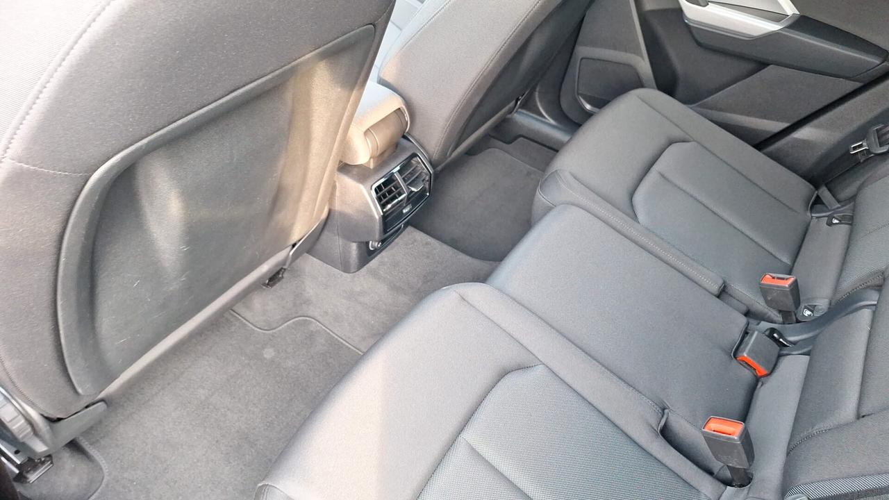 Audi Q3 35 TDI S tronic Business UNICO PROPRIETARIO!!!