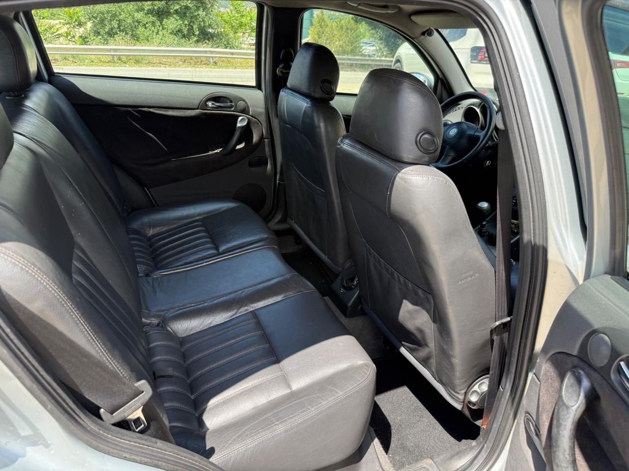 Alfa Romeo 147 1.9 JTD (115 CV) cat 5p. Distinctive