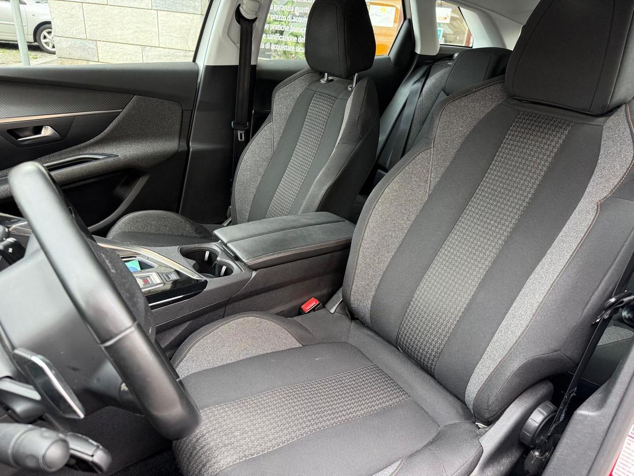 Peugeot 3008 Business 1.5 Blue HDI 130 #5763