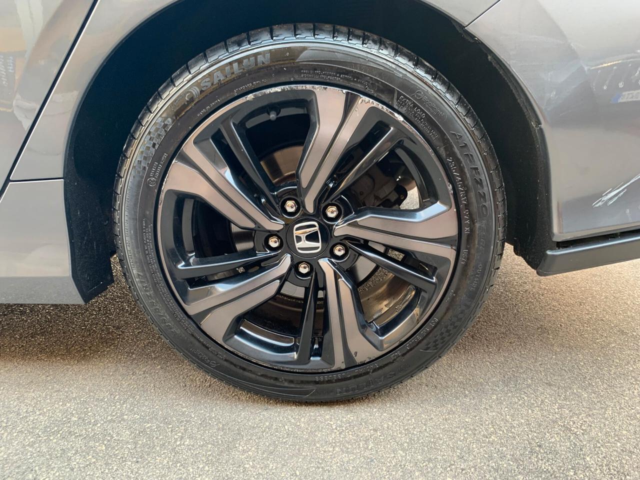Honda Civic 1.6 5 porte Elegance Navi