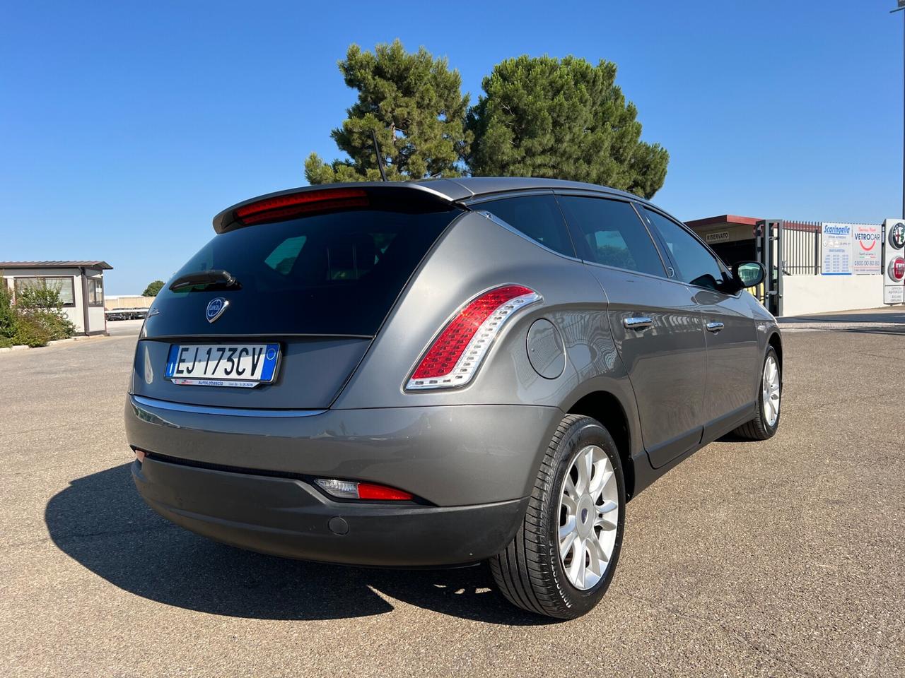 Lancia Delta 1.6 MJT 120cv Platino - 2011