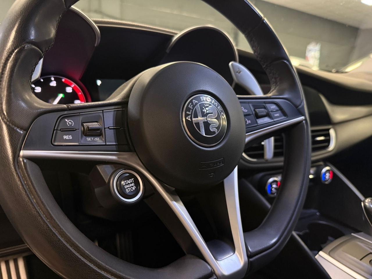 Alfa Romeo Giulia 2.2 Turbodiesel 150 CV AT8
