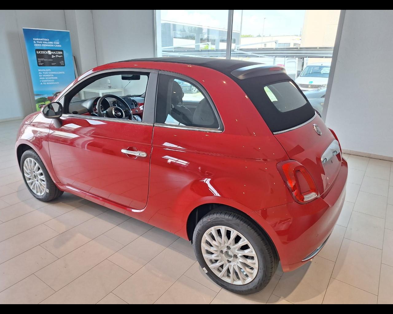 FIAT 500 (2015-->) - 500 C 1.0 Hybrid Dolcevita