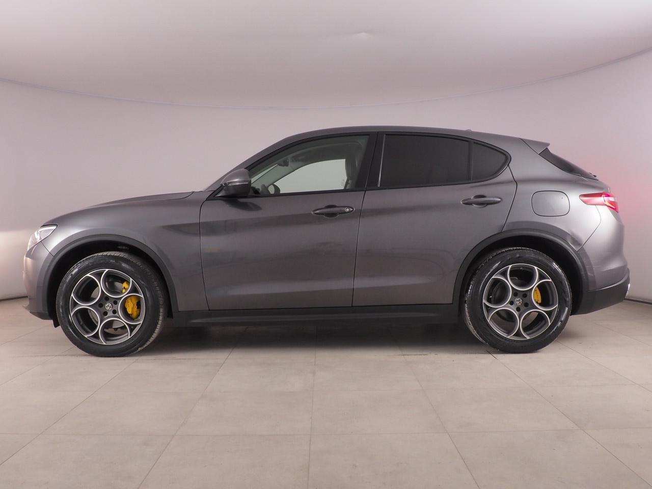 ALFA ROMEO Stelvio 2017 - Stelvio 2.2 t Ti Q4 210cv AT8 Q4 Business