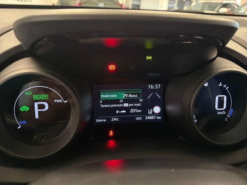 Toyota Yaris Hybrid Trend MY22
