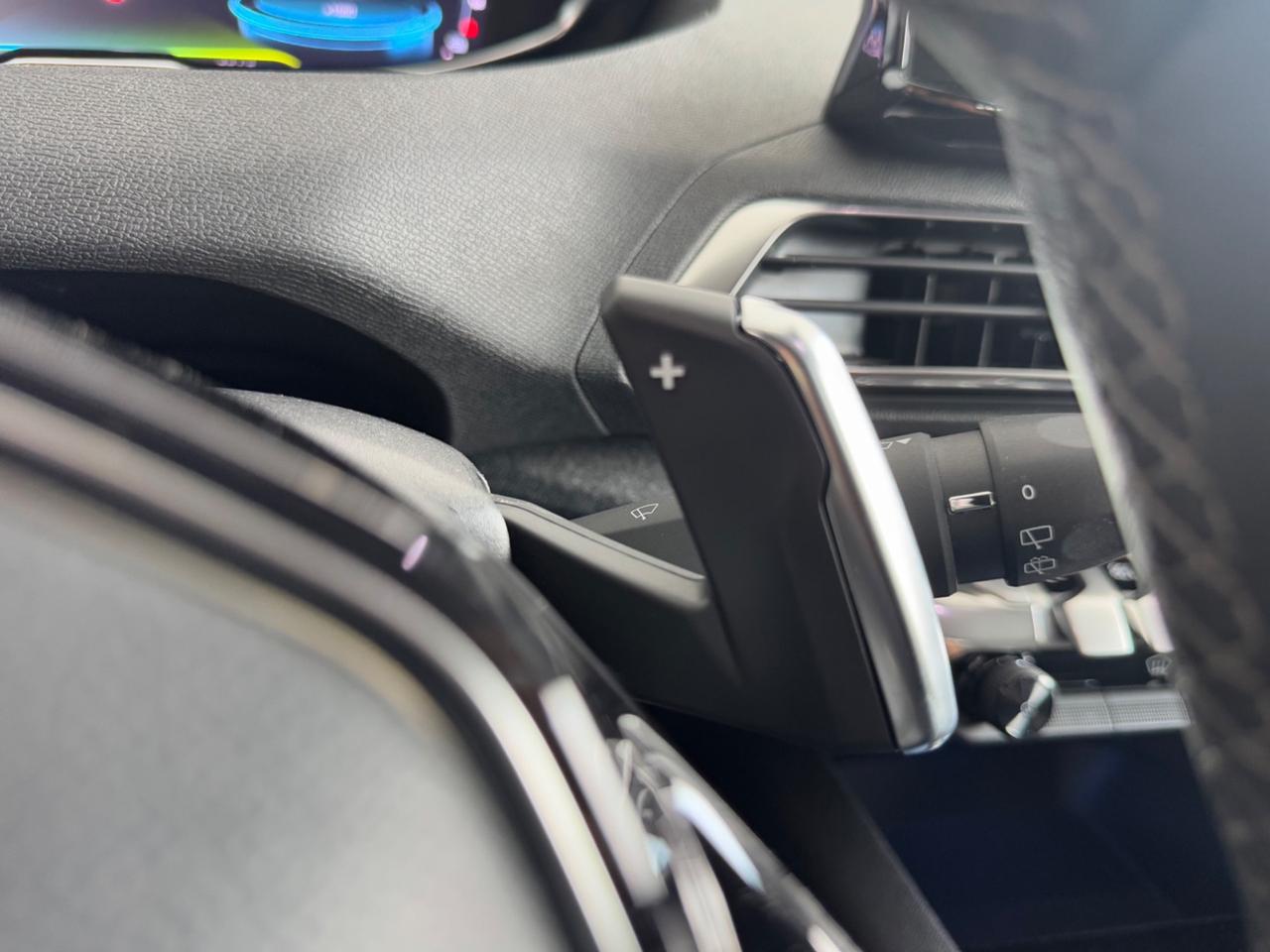 Peugeot 3008 1.6 PLUG-IN HYBRID 300 e-EAT8 GT