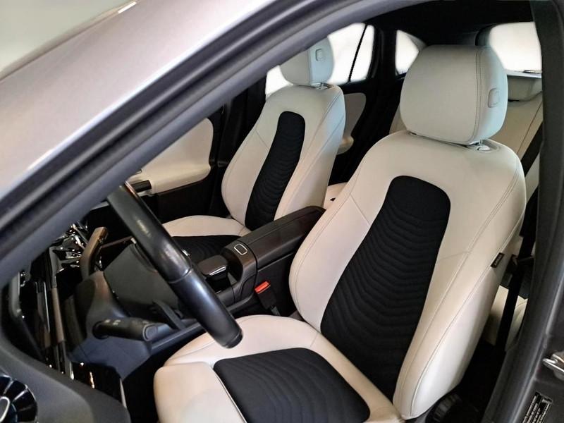 MERCEDES-BENZ GLA 220 d Automatic 4MATIC Sport