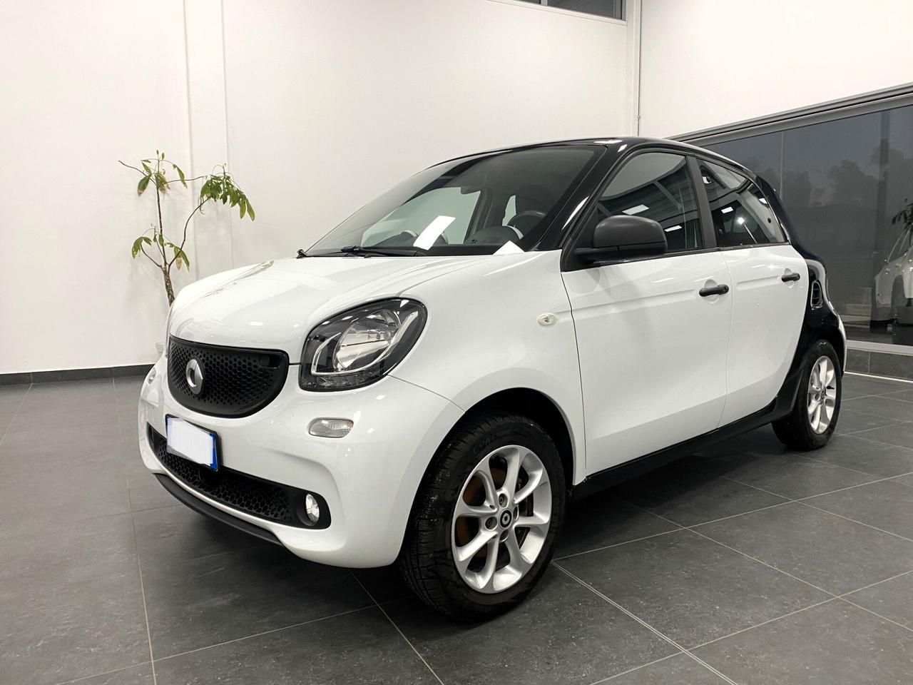 Smart ForFour 70 1.0 twinamic Youngster