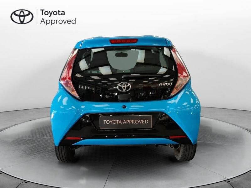 Toyota Aygo Aygo 1.0 VVT-i 69 CV 5 porte x-play MMT