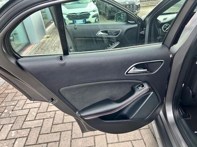 Mercedes-benz GLA 250 Automatic 4Matic Premium