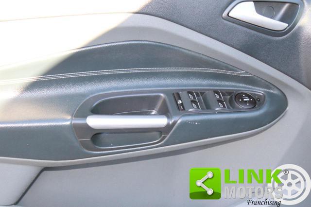 FORD C-Max 2.0 TDCi 163CV Titanium 7 POSTI!